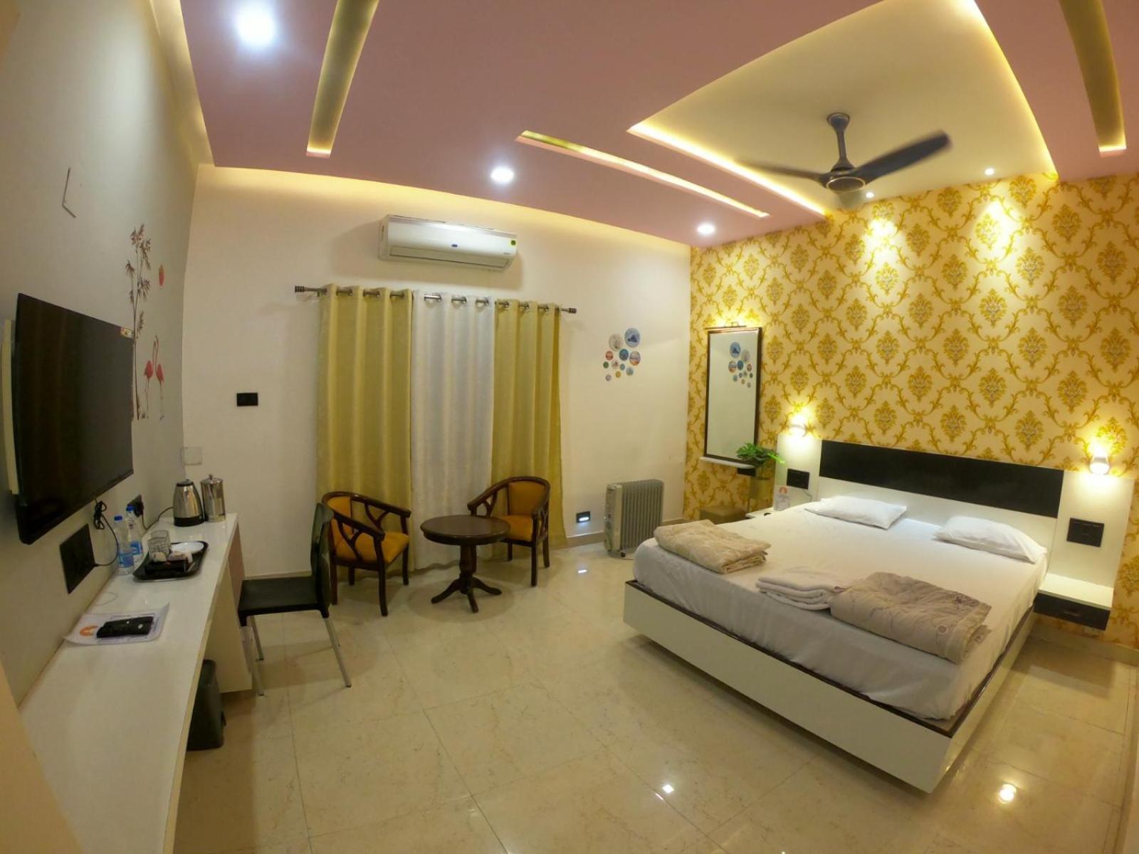 Hotel Buddha Park, Paharia, Varanasi Exterior photo